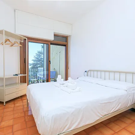 Iflat Tigullio Nest *